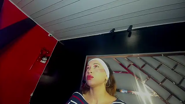 Clarita Hill online show from 03-24-26, 06:35