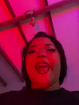 Snapshot of Isabella_Belmont chatting on 02-24-26, 07:17 Isabella Belmont online show from 02-24-26, 07:17