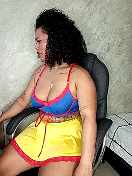 Snapshot of tanisha__lux chatting on 07-26-26, 04:42 tanisha lux online show from 07-26-26, 04:42