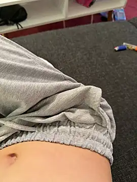 Snapshot of HotKittenx chatting on 02-14-26, 03:53 HotKittenx online show from 02-14-26, 03:53