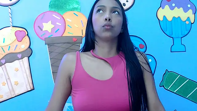 skinnysexzara18 online show from 01-18-26, 01:42