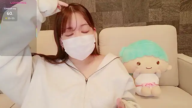 Mayu 000 online show from 04-15-26, 08:20