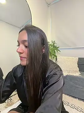 EVA WILD1 online show from 02-13-26, 09:33