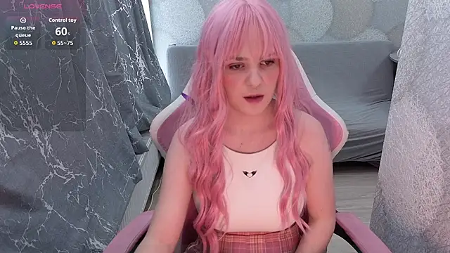 Snapshot of Mistress-Stella chatting on 03-03-26, 03:34 Mistress-Stella online show from 03-03-26, 03:34