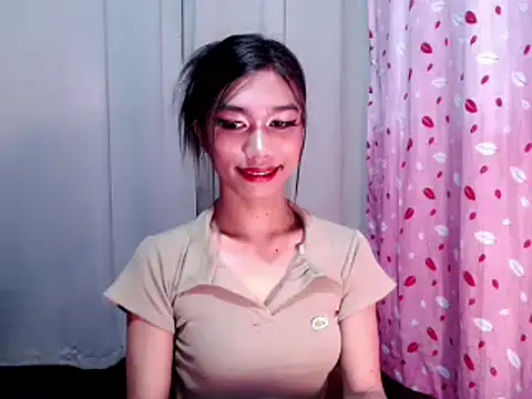 Snapshot of Goddess_katrina26 chatting on 02-06-26, 04:10 Goddess katrina26 online show from 02-06-26, 04:10