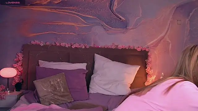 ScarletMarney online show from 03-01-26, 03:03