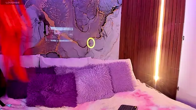 Emmayourgirl online show from 02-12-26, 03:29