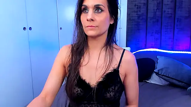 Snapshot of ClaraSweetTV chatting on 07-10-26, 01:21 ClaraSweetTV online show from 07-10-26, 01:21