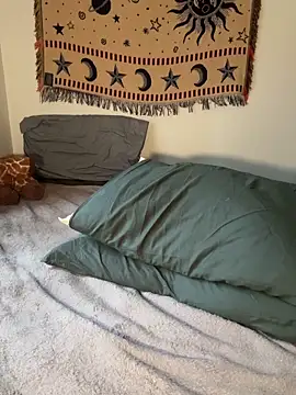 teenyblossom online show from 04-03-26, 12:47