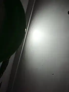 Snapshot of momo_loves chatting on 02-06-26, 05:49 momo loves online show from 02-06-26, 05:49