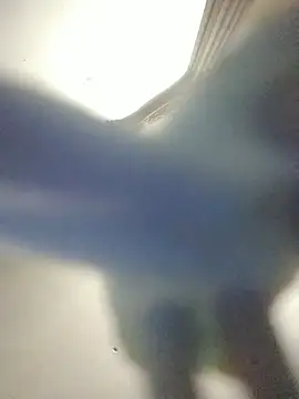 Snapshot of momo_loves chatting on 02-10-26, 02:04 momo loves online show from 02-10-26, 02:04