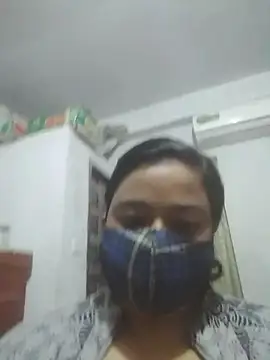 Snapshot of momo_loves chatting on 02-19-26, 05:53 momo loves online show from 02-19-26, 05:53