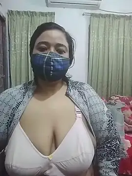 Snapshot of momo_loves chatting on 02-25-26, 05:55 momo loves online show from 02-25-26, 05:55