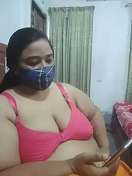 momo loves online show from 04-22-26, 05:21