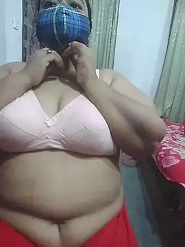 momo loves online show from 04-28-26, 04:17