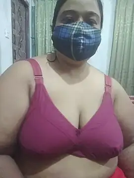 momo loves online show from 06-28-26, 06:14