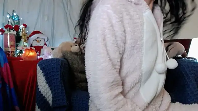LovelyJess4U online show from 01-17-26, 09:14