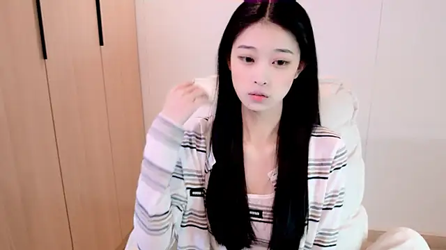 Snapshot of iiiiiiiiiu chatting on 01-19-26, 02:10 iiiiiiiiiu online show from 01-19-26, 02:10