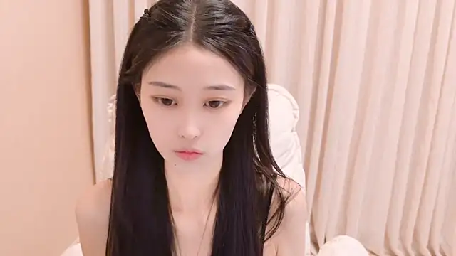 iiiiiiiiiu online show from 04-24-26, 05:21