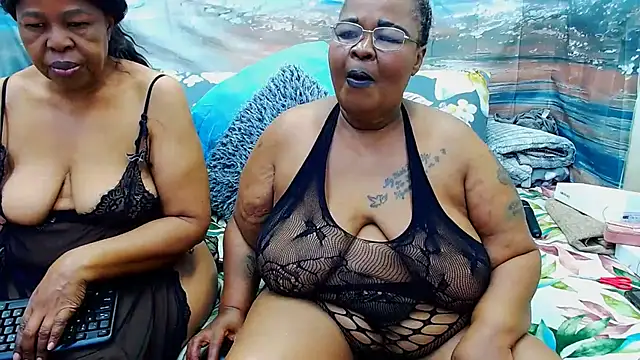 SEXY MATURExx online show from 07-22-26, 05:05