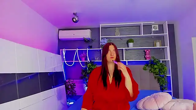Snapshot of StephieRousee chatting on 05-18-26, 05:35 StephieRousee online show from 05-18-26, 05:35
