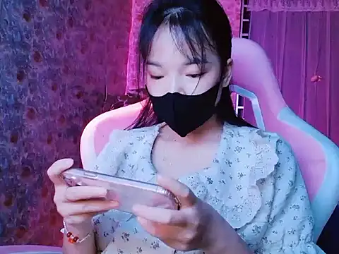 -Tamy- online show from 04-24-26, 02:41