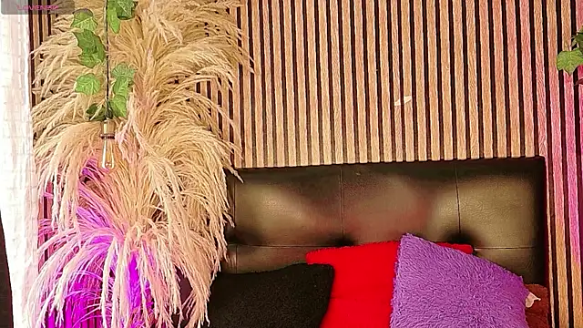 Hiddenhotcake online show from 04-27-26, 06:50