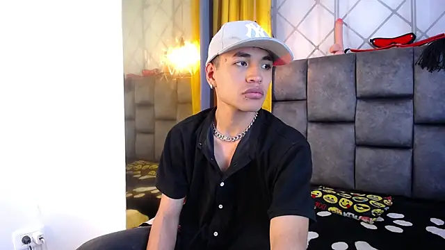 Snapshot of Maik_Russo chatting on 01-09-26, 05:26 Maik Russo online show from 01-09-26, 05:26