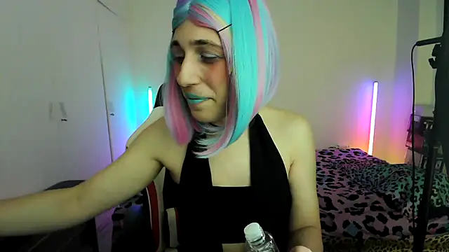 HoneyValentine online show from 03-21-26, 09:51