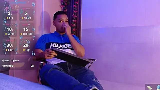 studentdeivy  online show from 02-23-26, 12:02