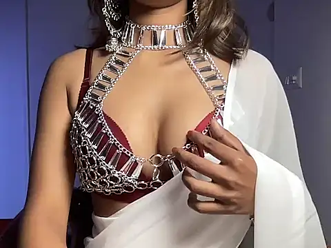 Snapshot of SugarAura chatting on 02-14-26, 08:16 SugarAura online show from 02-14-26, 08:16