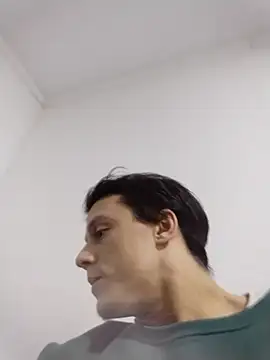 Snapshot of RAFAELQUINTEROSCAVALHEI chatting on 06-28-26, 07:31 RAFAELQUINTEROSCAVALHEI online show from 06-28-26, 07:31