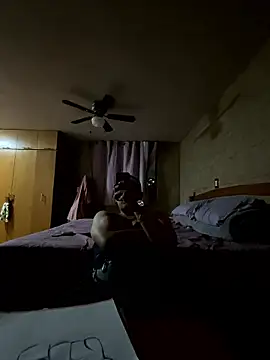 Snapshot of soyrodryp chatting on 01-13-26, 01:00 soyrodryp online show from 01-13-26, 01:00