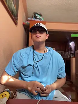 Snapshot of soyrodryp chatting on 02-18-26, 08:49 soyrodryp online show from 02-18-26, 08:49