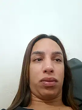 ofjuliaa online show from 02-18-26, 02:24