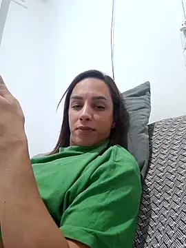 ofjuliaa online show from 02-21-26, 03:18