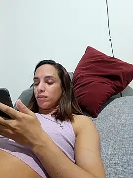 ofjuliaa online show from 04-23-26, 03:08