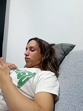 ofjuliaa online show from 04-25-26, 04:26