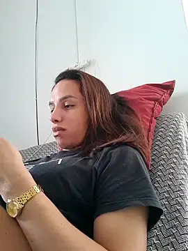 Snapshot of ofjuliaa chatting on 06-02-26, 03:03 ofjuliaa online show from 06-02-26, 03:03