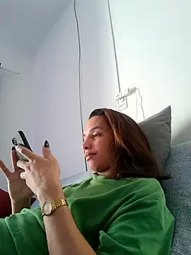 Snapshot of ofjuliaa chatting on 06-08-26, 07:47 ofjuliaa online show from 06-08-26, 07:47