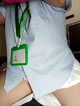 Lyna sexy24 online show from 06-06-26, 09:08