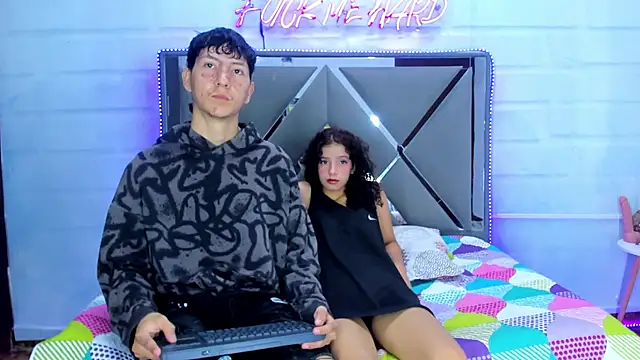 Snapshot of BunnyLove_ chatting on 01-18-26, 12:03 BunnyLove online show from 01-18-26, 12:03