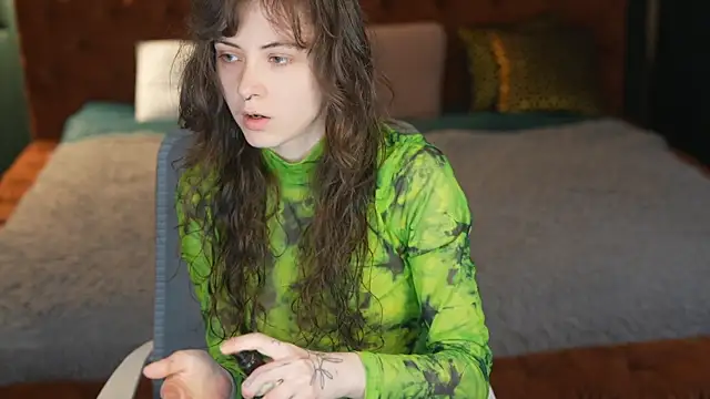 Snapshot of Orly_flame chatting on 05-15-26, 11:17 Orly flame online show from 05-15-26, 11:17