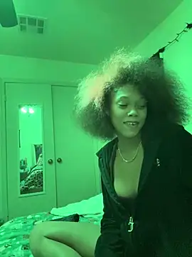 Tamiii420 online show from 04-21-26, 02:15