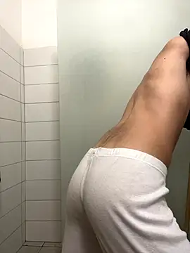 Snapshot of petiteyanel chatting on 01-06-26, 07:50 petiteyanel online show from 01-06-26, 07:50