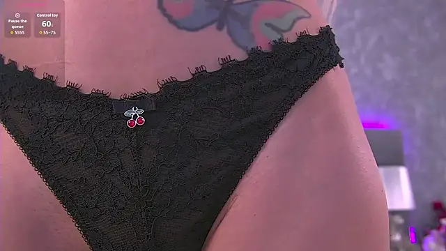 Snapshot of ApriLicious chatting on 02-24-26, 08:29 ApriLicious online show from 02-24-26, 08:29