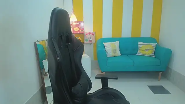 esmeralda cuisman online show from 01-17-26, 11:26