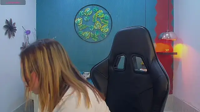 esmeralda cuisman online show from 02-07-26, 12:09