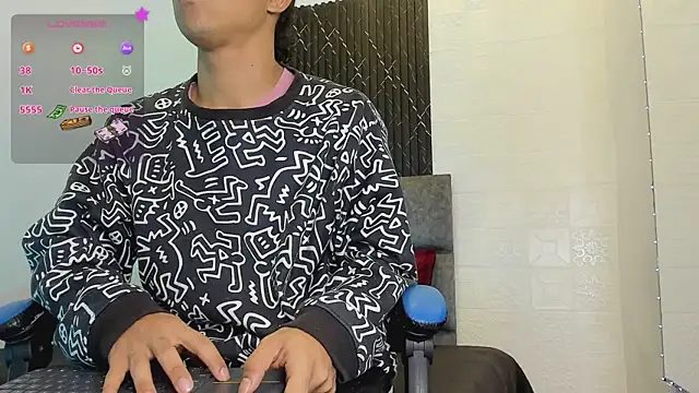 Liamsubtle01 online show from 07-22-26, 11:02