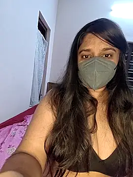 Snapshot of VAIGA chatting on 03-06-26, 03:52 VAIGA online show from 03-06-26, 03:52